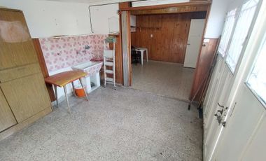 Hermoso PH con dos patios y cochera en Wilde