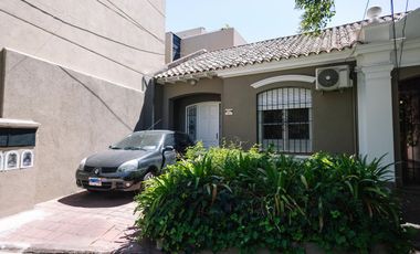 Venta PH de 3 ambientes con Jardin en San Isidro