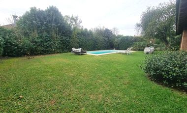 Alquiler Casa amoblada en Club Newman