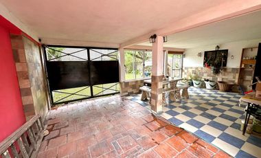 VENTA CASA 4 AMBIENTES MORENO