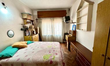 VENTA CASA 4 AMBIENTES MORENO