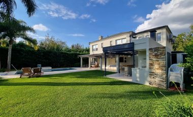 Alquiler Casa  5 amb Bo. Septiembre Lote Central