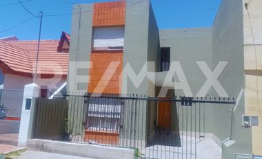 Duplex 3 dormitorios Villa Farrell