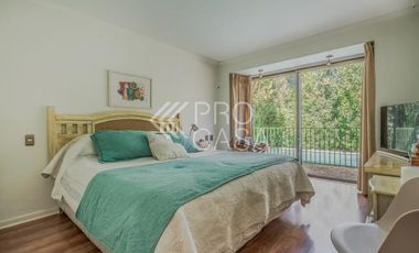 El Huinganal - Pie Andino/El Peumo - Lo Barnechea - Casa - Venta