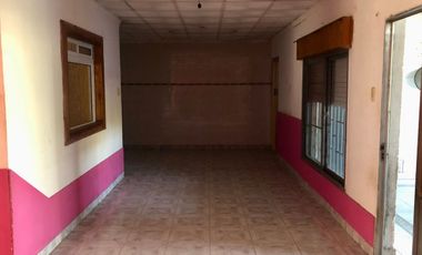REMAX VENDE CASA 3 DORMITORIOS Y PATIO EN RECREO