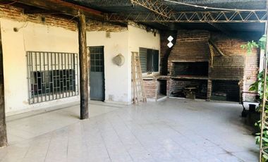 REMAX VENDE CASA 3 DORMITORIOS Y PATIO EN RECREO