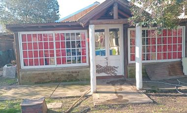 Venta de casa con 2 dormitorios
