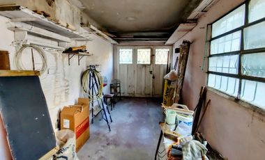 VENTA CASA 3 AMB. BERNAL -PATIO- GARAGE- TERRAZA
