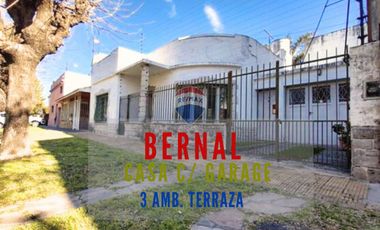 VENTA CASA 3 AMB. BERNAL -PATIO- GARAGE- TERRAZA