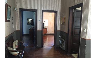 VENTA CASA  5 AMB. PILETA BERNAL