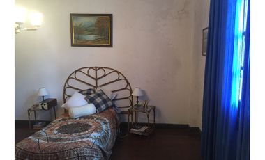 VENTA CASA  5 AMB. PILETA BERNAL