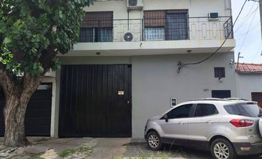 VENTA CASA 4 AMB PATIO GALPÓN 490M VILLA DOMÍNICO