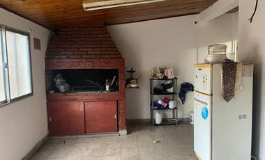 Casa 2 dormitorios patio cochera quincho en Recreo