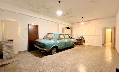 VENTA CASA 4 AMBIENTES MECHONGUE CON JARDIN