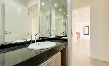 Venta casa 4 ambientes con pileta a estrenar