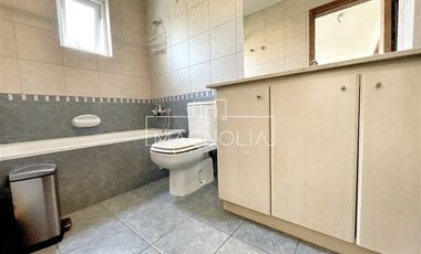 Casa en Arriendo en AV. PADRE SERGIO CORREA