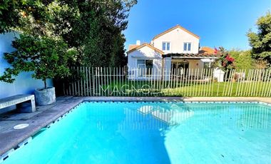 Casa en Arriendo en AV. PADRE SERGIO CORREA