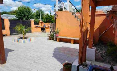Casa con pileta 4 dormitorios La Plata