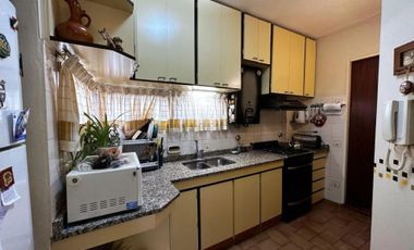 Casa en venta con parque - La Plata