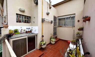 Casa en venta con parque - La Plata