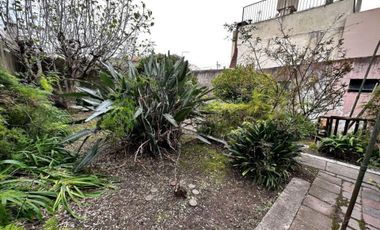 Casa en venta con parque - La Plata