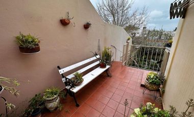 Casa en venta con parque - La Plata