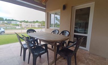 VENTA CASA COSTA ESMERALDA