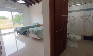 VENTA CASA COSTA ESMERALDA