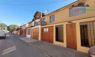 Casa en Arriendo en Casa en venta y arriendo en El Palomar II