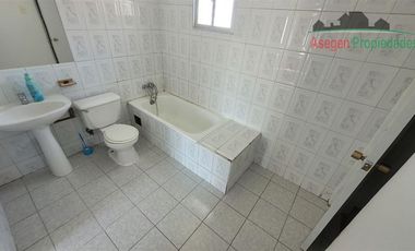 Casa en Arriendo en Casa en venta y arriendo en El Palomar II