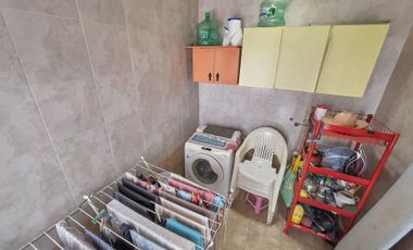Venta casa 5 ambientes con pileta climatizada