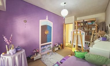 Venta casa 5 ambientes con pileta climatizada