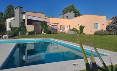 Venta Casa 4 ambientes en Open Door Luján