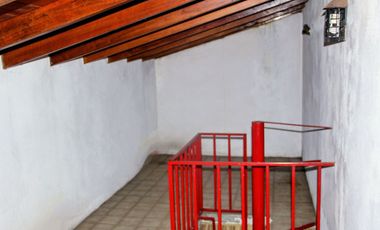 CASA QUINTA VENTA EN FRANCISCO ALVAREZ CON PILETA
