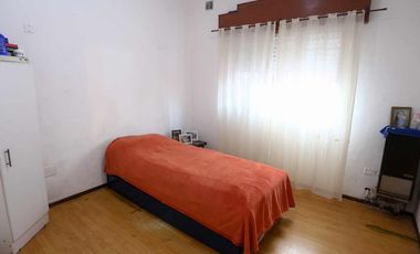 VENTA CASA PH APTO CREDITO BURZACO