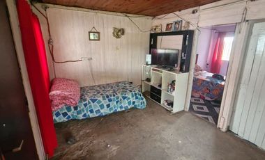 Casa 3amb amplia esquina con terreno de 2147 m2