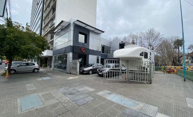 Local en esquina sobre Avenida Libertador en venta y alquiler, Vicente López