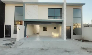 Casa en venta en Santa Elena, Arteaga, Coahuila de Zaragoza