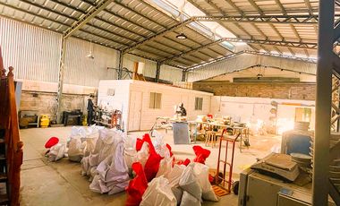 PROPIEDAD INDUSTRIAL CON EXCELENTE UBICACIÓN