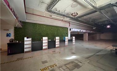 Arriendo local comercial, Los Dominicos, Las Condes