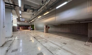 Arriendo local comercial, Los Dominicos, Las Condes