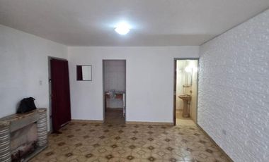 PH en  Alquiler de 3 ambientes Lomas de Zamora oeste