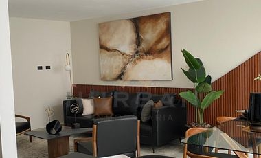 HURBAN VENDE casa NUEVA en COTO RESIDENCIAL al norte de la ciudad. MOD-O4