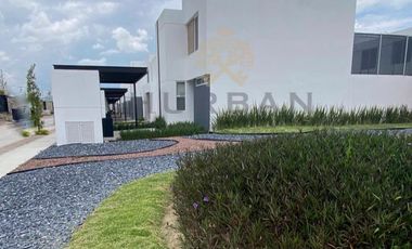 HURBAN VENDE casa NUEVA en COTO RESIDENCIAL al norte de la ciudad. MOD-O2