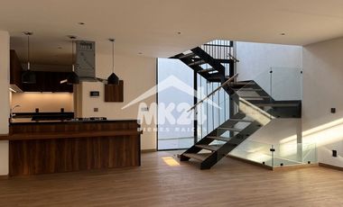 Estrene casa con roof garden privado en San Miguel Chapultepec