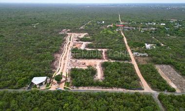 Terreno en venta en privada residencial en San Ignacio, Yucatán