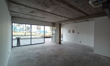 ARRIENDO Local Comercial de 70,40 m2 sector Hospital FACH, Las Condes