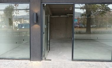 ARRIENDO Local Comercial de 94,73 m2 sector Hospital FACH, Las Condes