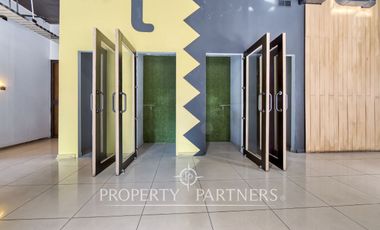 Espectacular oficina en Providencia (62UF/m2)