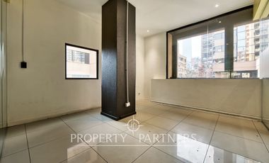 Espectacular oficina en Providencia (62UF/m2)